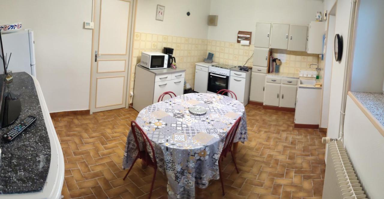 Gite Chez Jeannot Azay-le-Ferron Екстер'єр фото